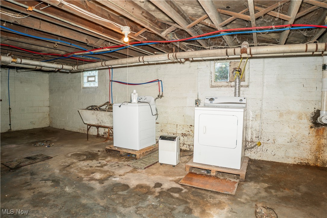 396 Northeast Avenue, Tallmadge, Ohio image 28