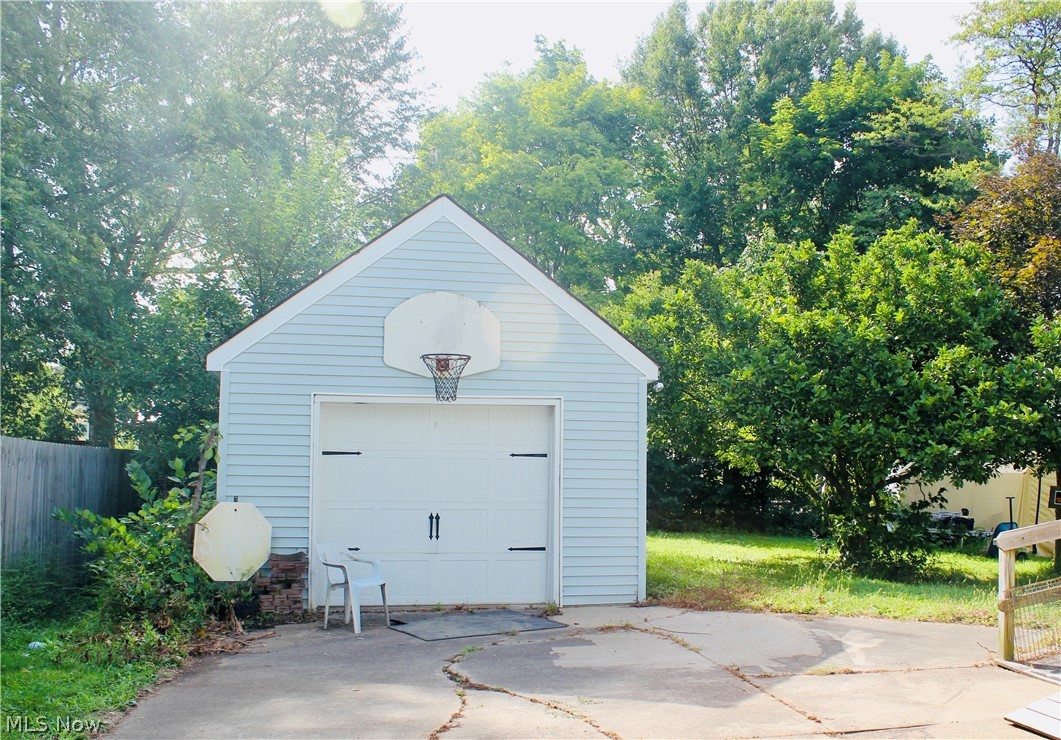 Lincoln Terrace - Residential