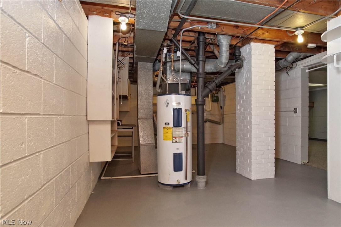 Lake Shore Blvd - Residential