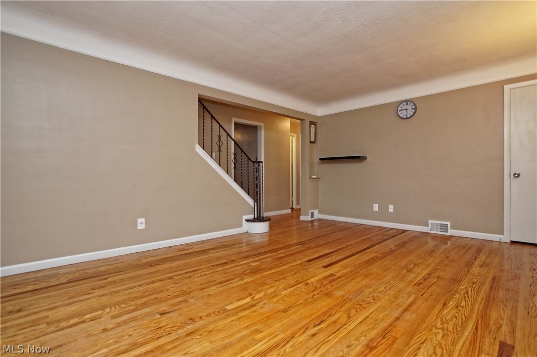 Lake Shore Blvd - Residential