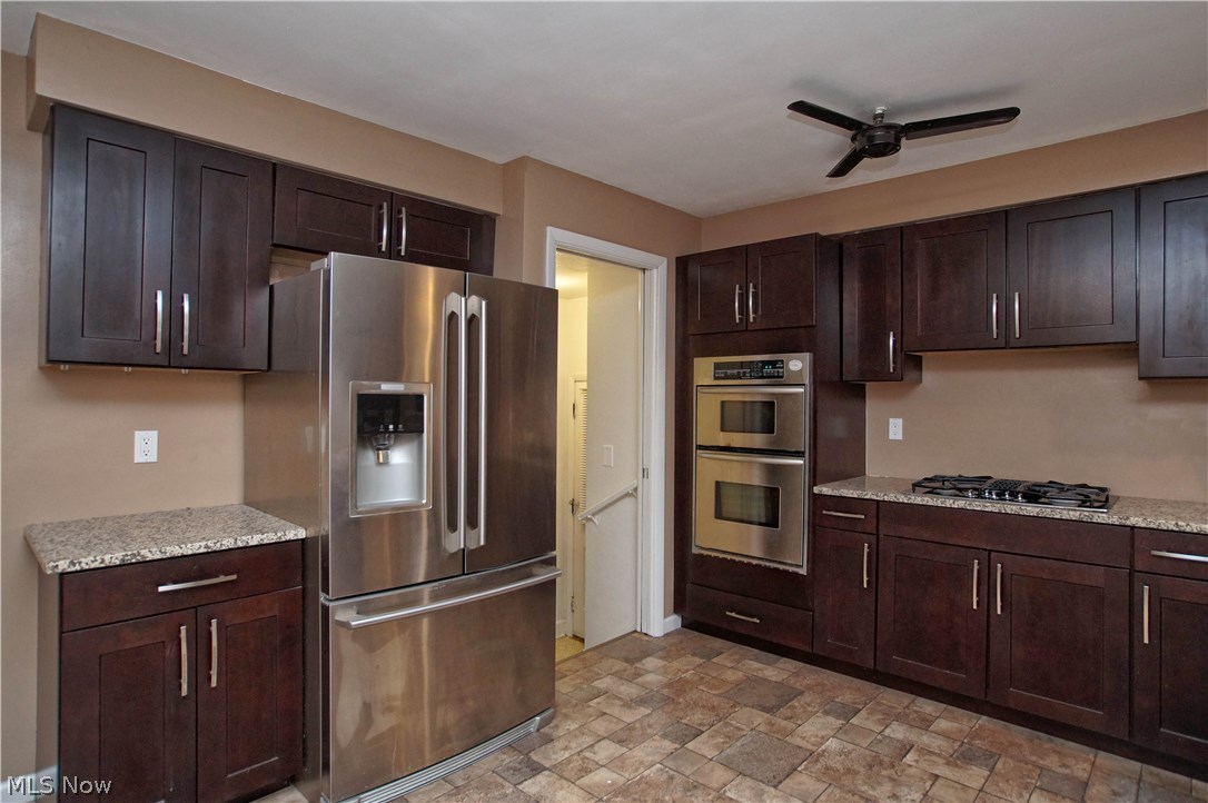 Lake Shore Blvd - Residential