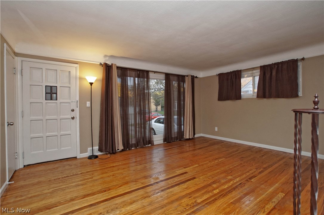 Lake Shore Blvd - Residential