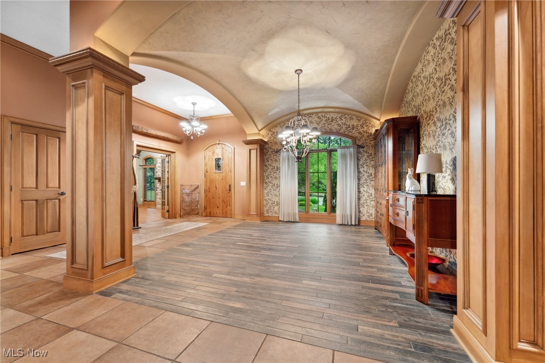 3109 Kennesaw Circle, Canton, Ohio image 6