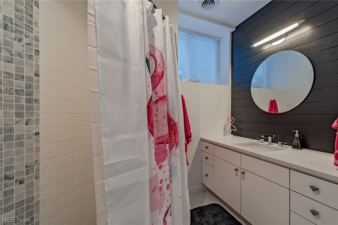 Southampton Woods 03 - Residential