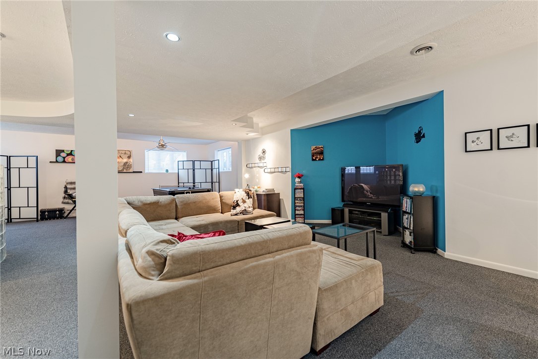 Southampton Woods 03 - Residential