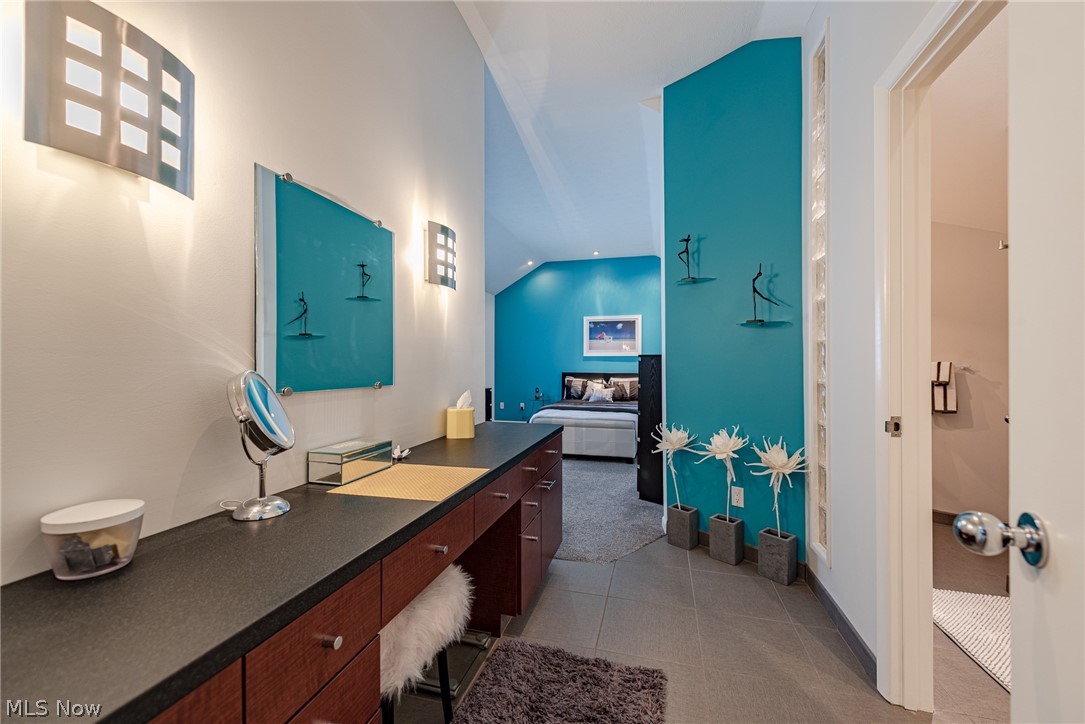 Southampton Woods 03 - Residential