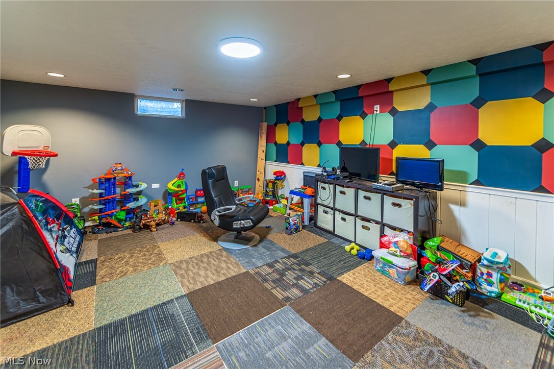 Woodland Hills #2 - Residential