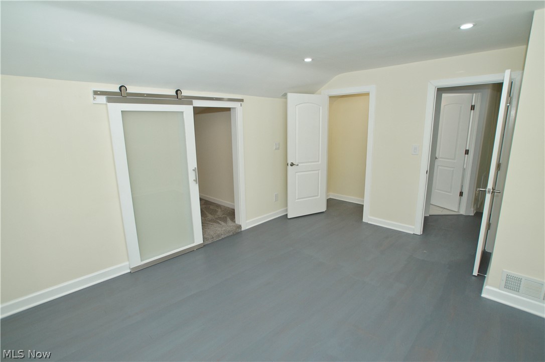 Oxford Manor - Residential