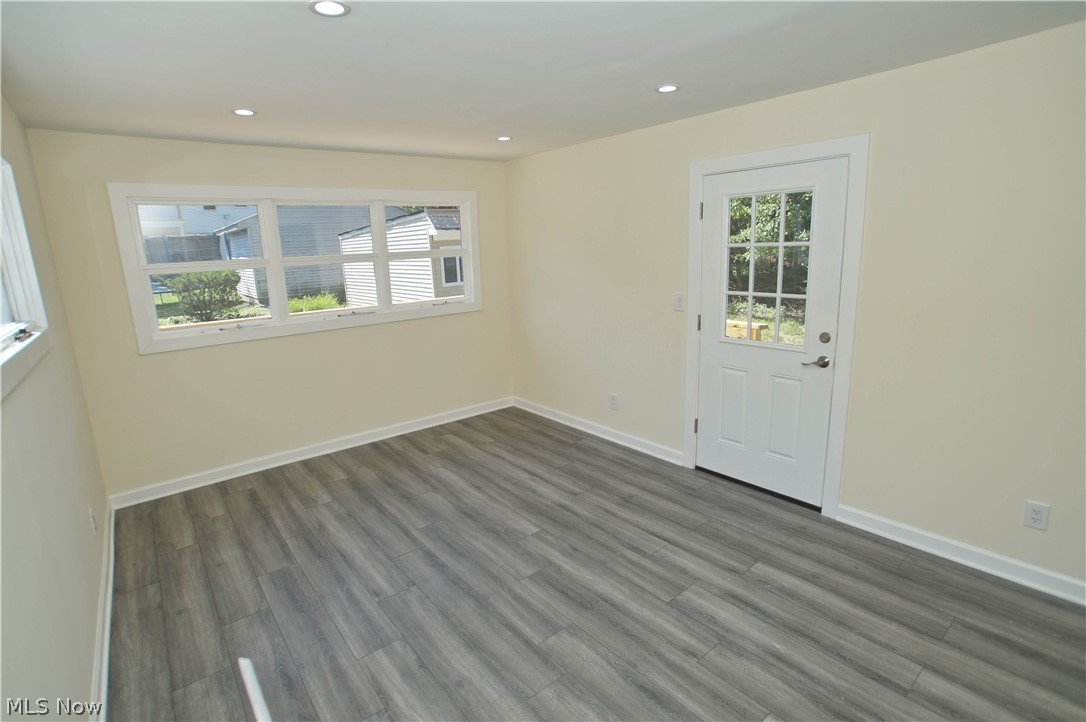 Oxford Manor - Residential