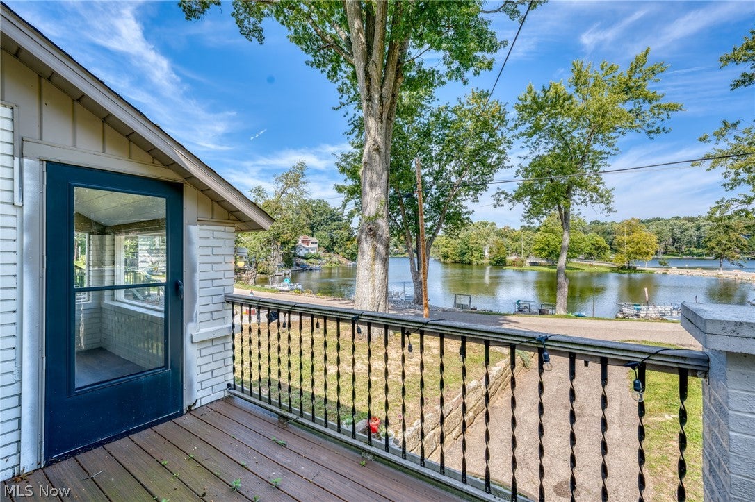 158 Oak Drive NW