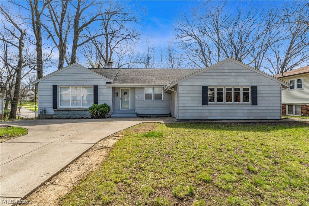 Photo of 1791 Forest Drive, Euclid, OH 44117 (MLS # 5201420)