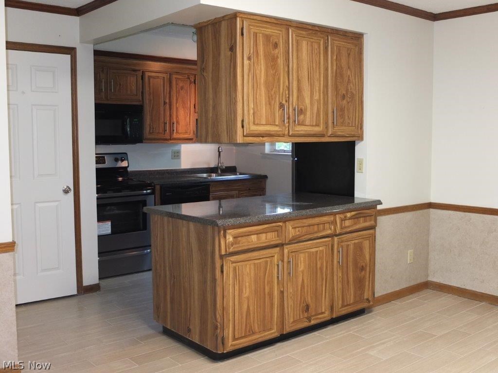 Pleasant Woods Condo - Residential