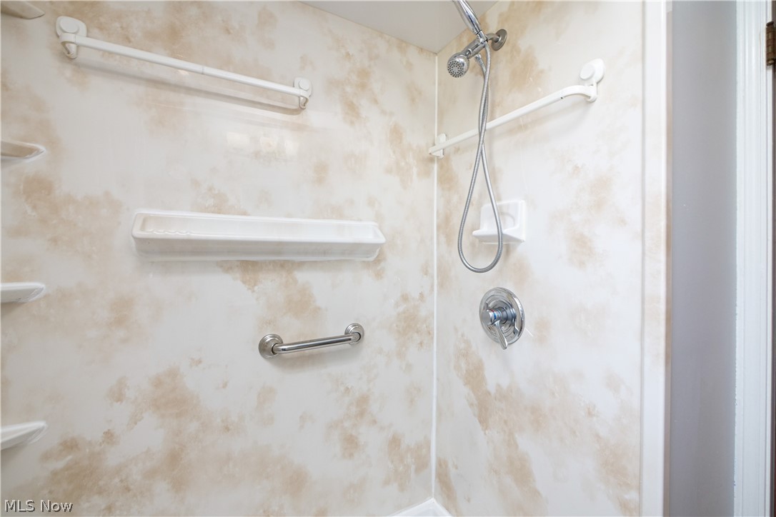 Tuxedo Lake Park - Residential