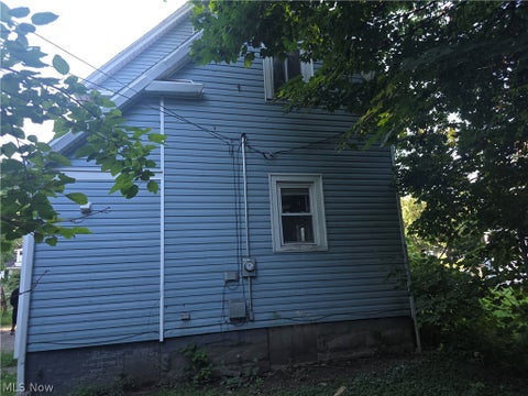 Tiny photo for 12423 Phillips Avenue, Cleveland, OH 44108 (MLS # 5240838)