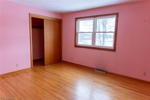 Tiny photo for 1255 Sodom Hutchings Road SE, Vienna, OH 44473 (MLS # 5189173)