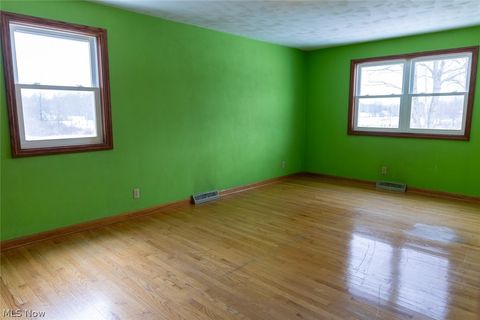 Tiny photo for 1255 Sodom Hutchings Road SE, Vienna, OH 44473 (MLS # 5189173)