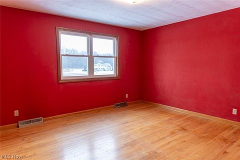 Tiny photo for 1255 Sodom Hutchings Road SE, Vienna, OH 44473 (MLS # 5189173)