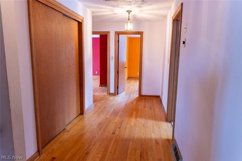 Tiny photo for 1255 Sodom Hutchings Road SE, Vienna, OH 44473 (MLS # 5189173)