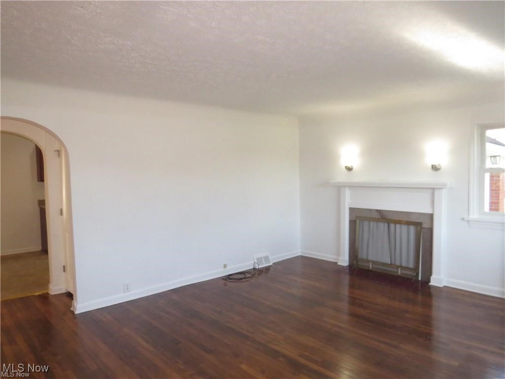 Madison, Ohio 44057, United States, 4 Bedrooms Bedrooms, ,2 BathroomsBathrooms,Residential,Active,182918