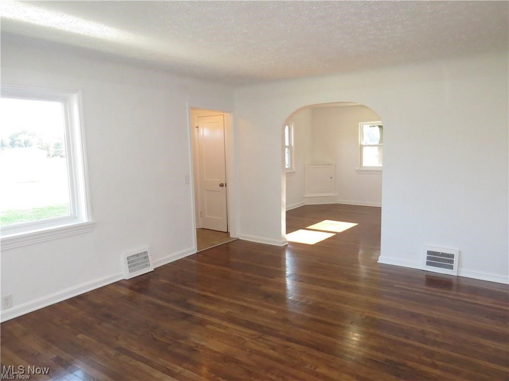 Madison, Ohio 44057, United States, 4 Bedrooms Bedrooms, ,2 BathroomsBathrooms,Residential,Active,182918