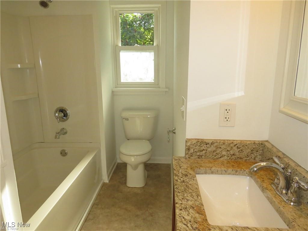 Madison, Ohio 44057, United States, 4 Bedrooms Bedrooms, ,2 BathroomsBathrooms,Residential,Active,182918