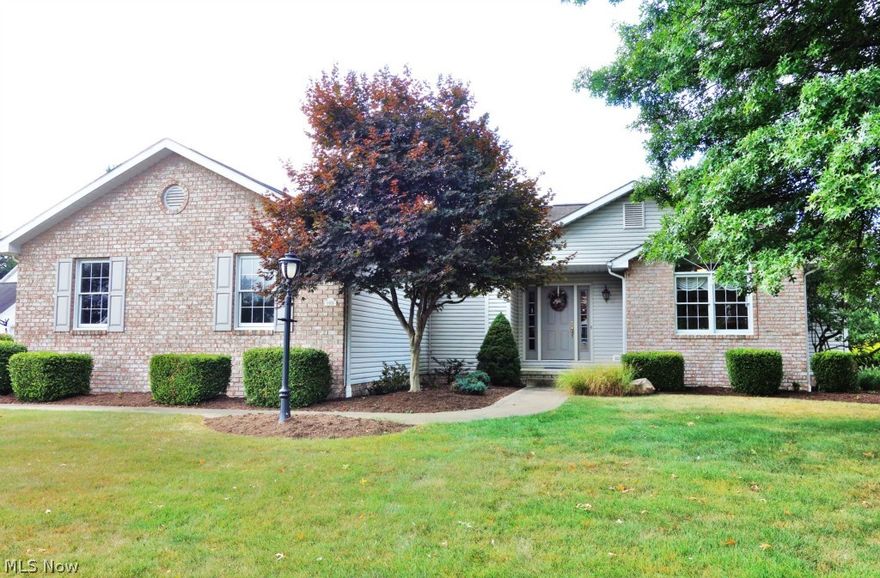 Pristine condition ranch home located in Jackson Township is beautiful inside and out.  This home features a large open floor plan has a spacious living room with fireplace, eat-in kitchen / dining area, large Florida sunroom, and beautiful den / office  and two bedrooms and two full baths.  Perfect for single floor living.  The beautiful master suite has dual vanities, walk-in shower, separate tub, and spacious walk-in closet.  The full basement and two car garage provided lots of additional storage space.  This immaculate ranch home will not last long.  Schedule a viewing today!