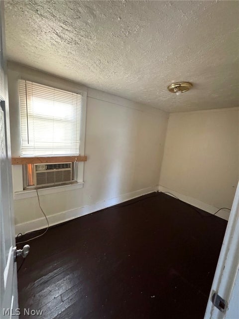 Tiny photo for 240 E 238th Street, Euclid, OH 44123 (MLS # 5255525)