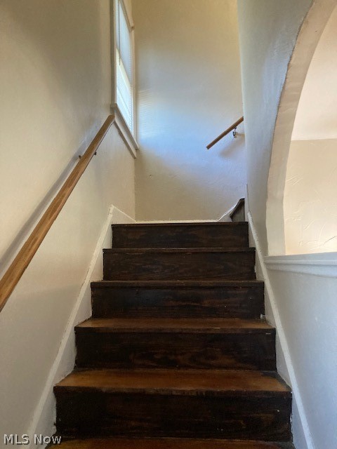 Mix King & Gibbs - Residential