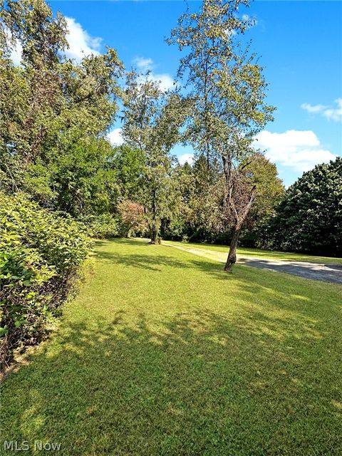 Tiny photo for 186 Bennett Boulevard, Wintersville, OH 43953 (MLS # 5190437)