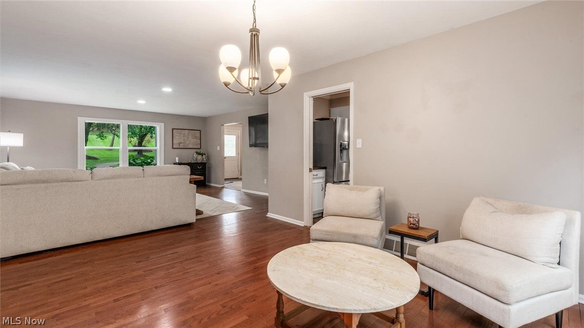 10525 Twin Oaks Drive