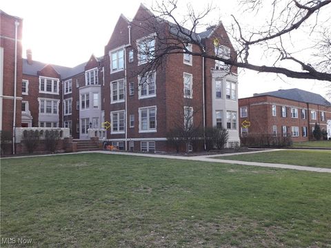 15610 Van Aken Boulevard Unit 1, Shaker Heights, OH 44120 - MLS#: 5104055