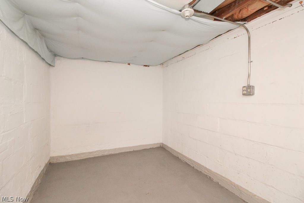 Sheffield Land Companys - Residential Lease