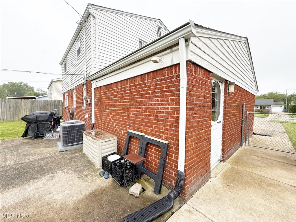 4605 Gary Avenue, Lorain, Ohio image 6