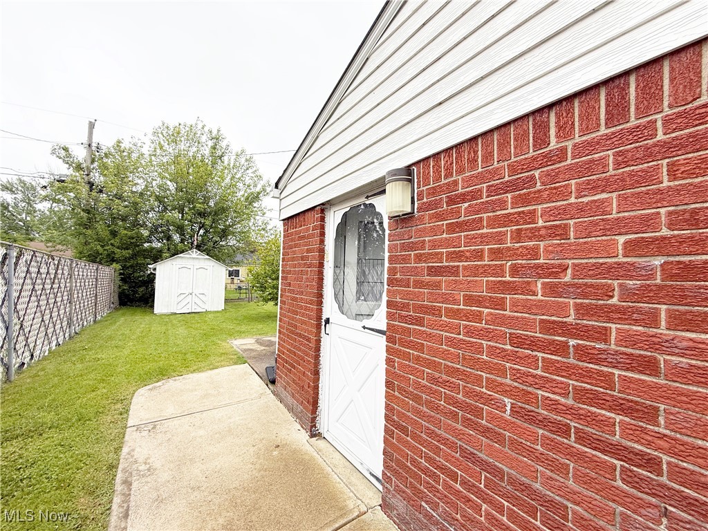 4605 Gary Avenue, Lorain, Ohio image 5