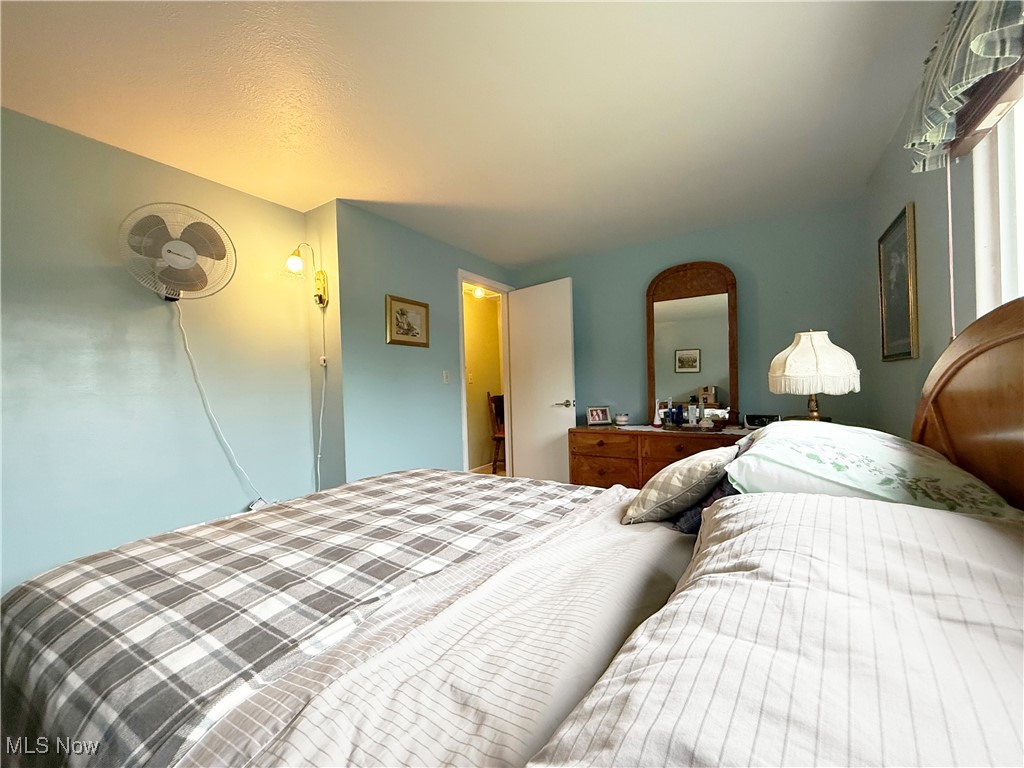 4605 Gary Avenue, Lorain, Ohio image 29