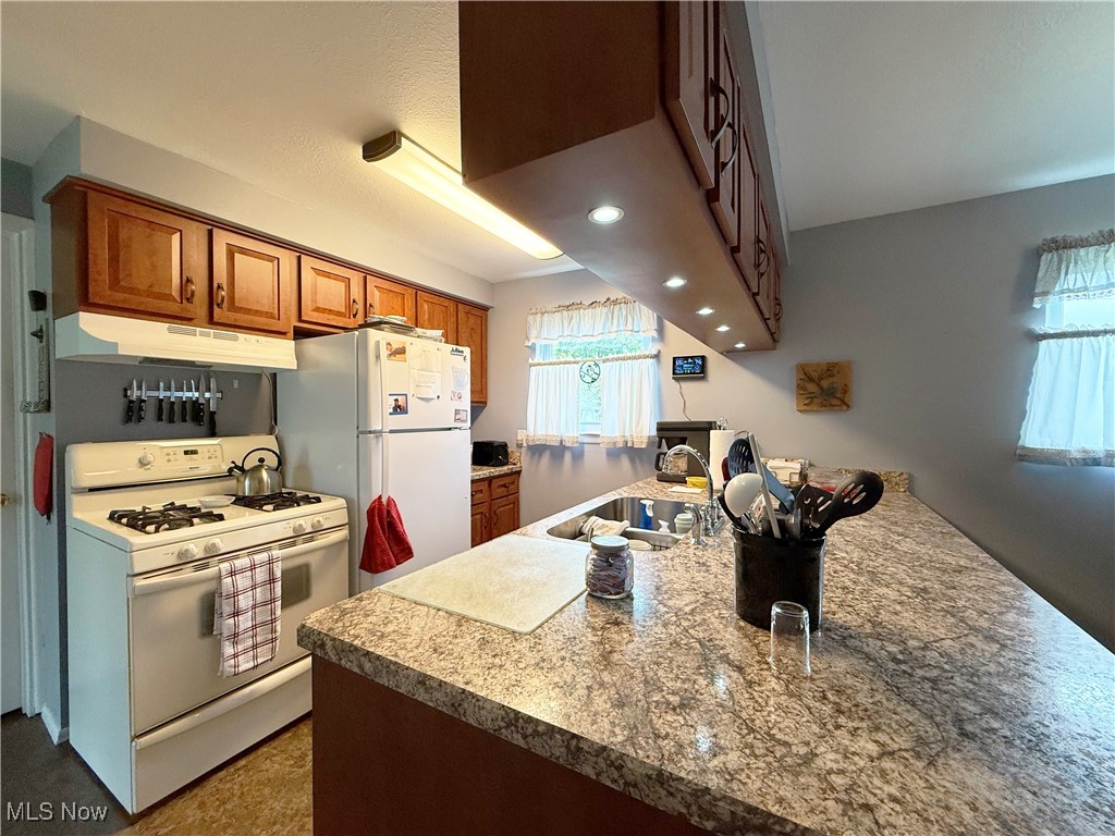 4605 Gary Avenue, Lorain, Ohio image 18