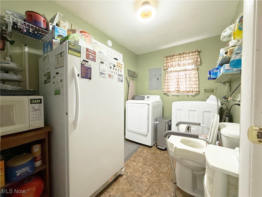 4605 Gary Avenue, Lorain, Ohio image 22