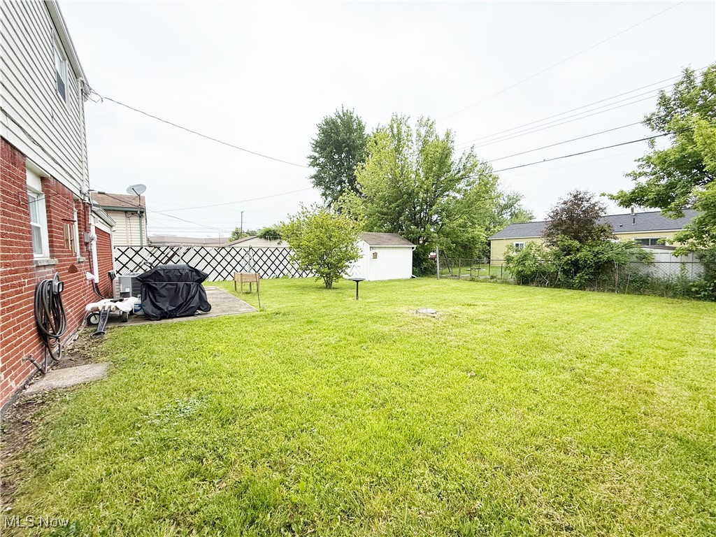 4605 Gary Avenue, Lorain, Ohio image 7