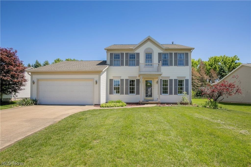 Photo of 1424 Timbertop Drive, Tallmadge, OH 44278 (MLS # 5214562)