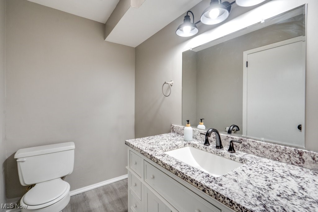 3699 Staunton Drive, Youngstown, Ohio image 20
