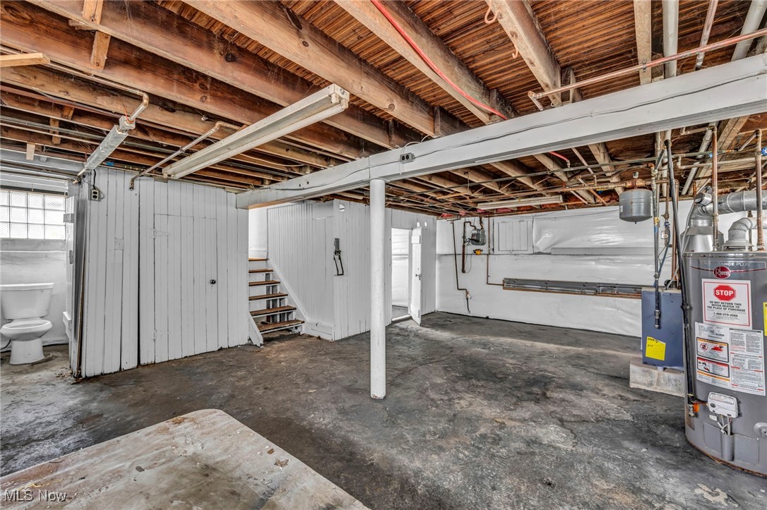 18019 Canterbury Road, Cleveland, Ohio image 34
