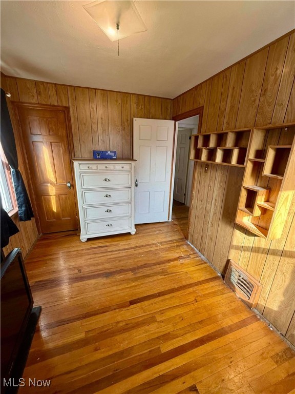 Memphis Villas - Residential