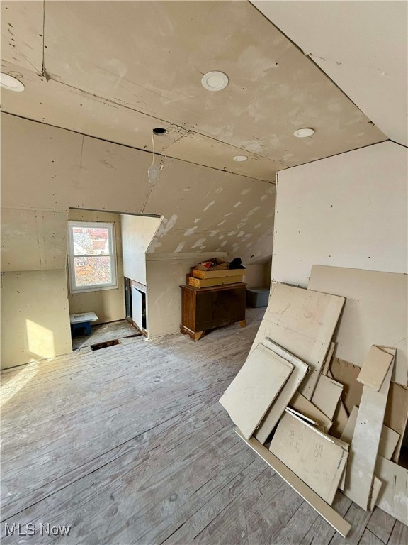 Memphis Villas - Residential