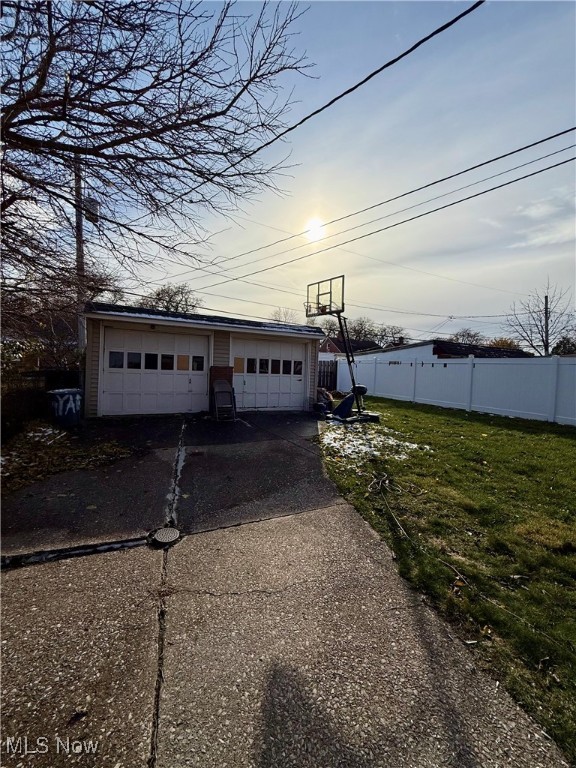 Memphis Villas - Residential