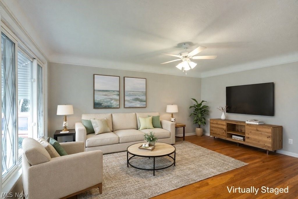 Photo of 8208 Wainstead Drive, Parma, OH 44129 (MLS # 5199068)