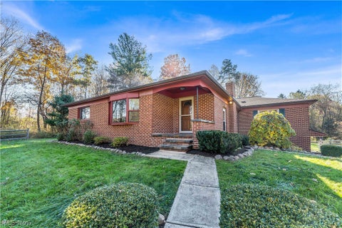 Tiny photo for 8633 Kinsman Road, Novelty, OH 44072 (MLS # 5257127)