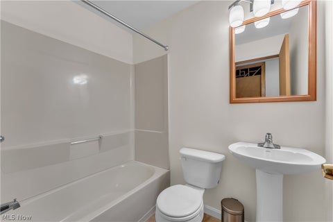 Tiny photo for 8633 Kinsman Road, Novelty, OH 44072 (MLS # 5257127)