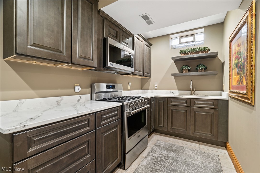 Lakes/Kings Crk #2 - Residential