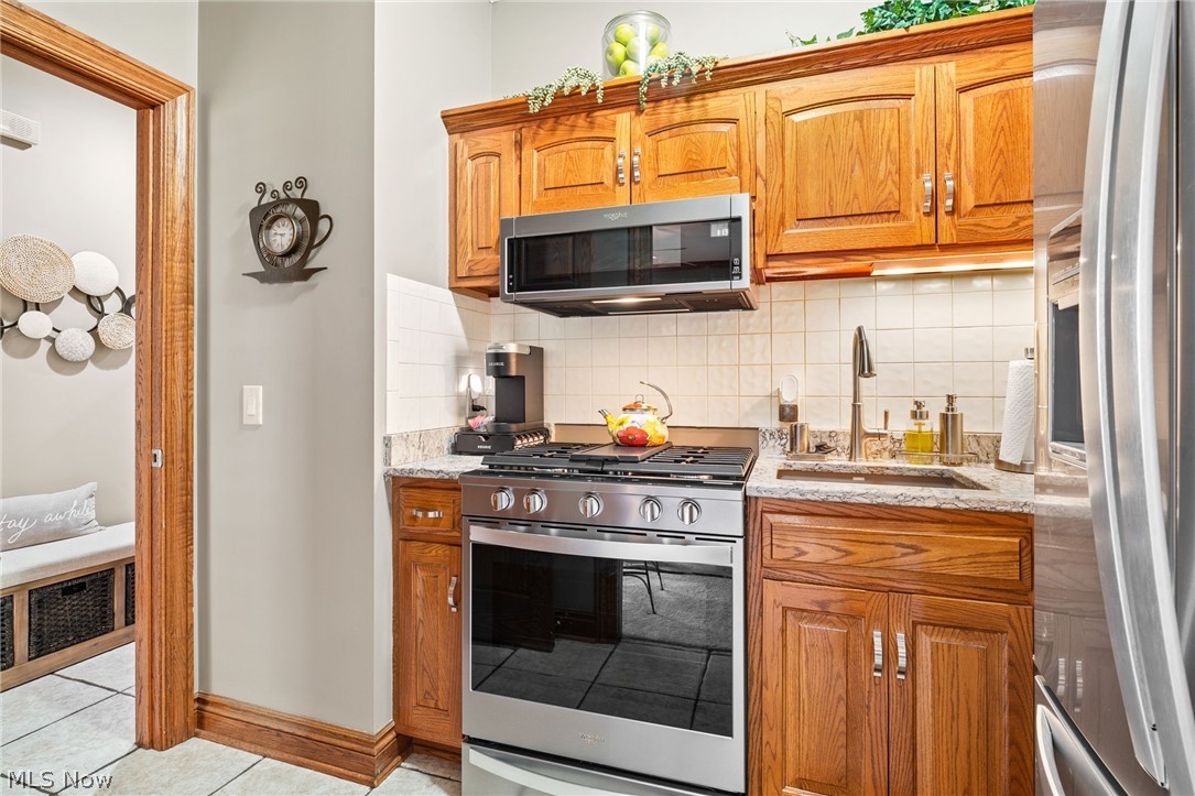 Lakes/Kings Crk #2 - Residential