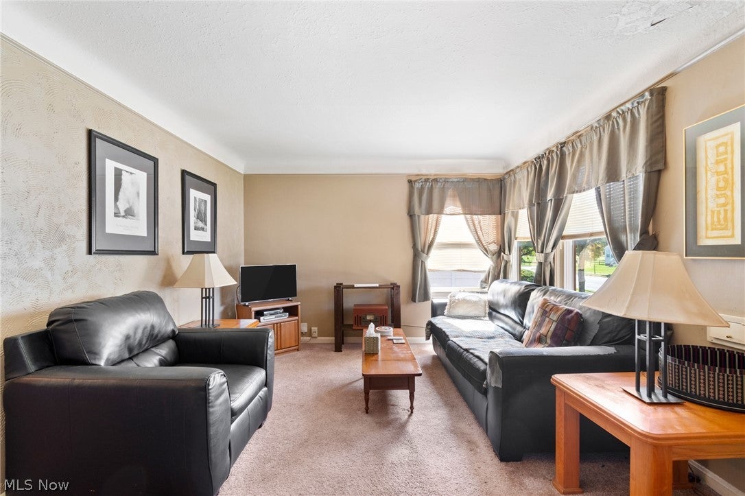 481 E 250th Street